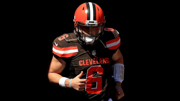 baker-mayfield-hue-jackson-firing.jpg